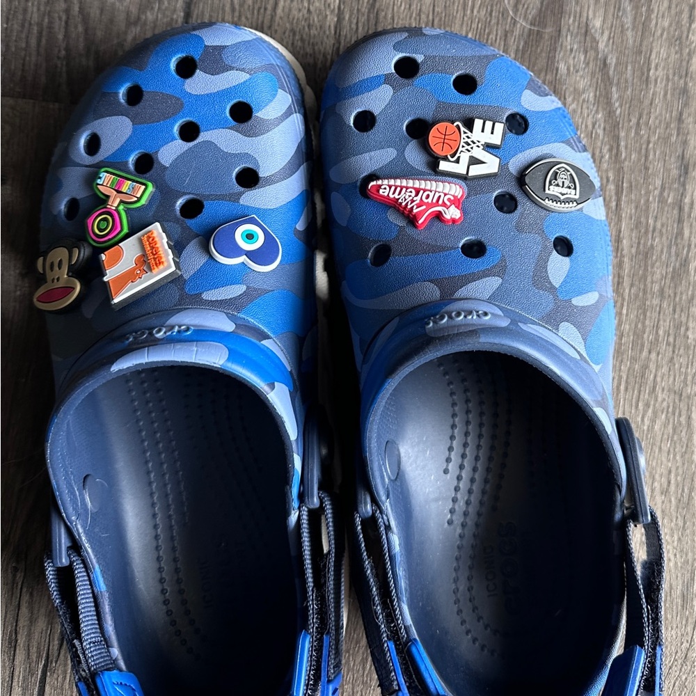 Crocs Kids Blue Camo Clogs - Picture 2 of 5